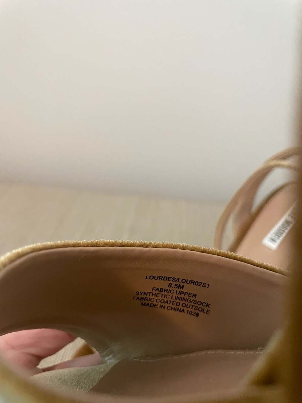 Steve Madden Lourdes Velvet Platform Sandal Heel - Picture 3 of 3